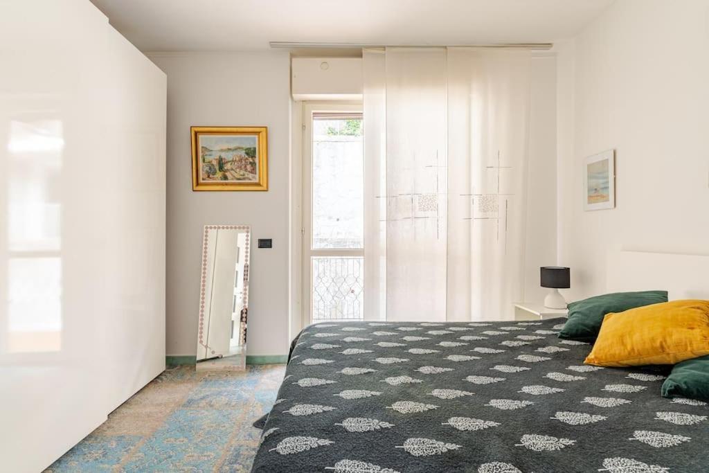Thekeystudio, La Casa Del Mare Azzurro With Seaview Ventimiglia Eksteriør billede